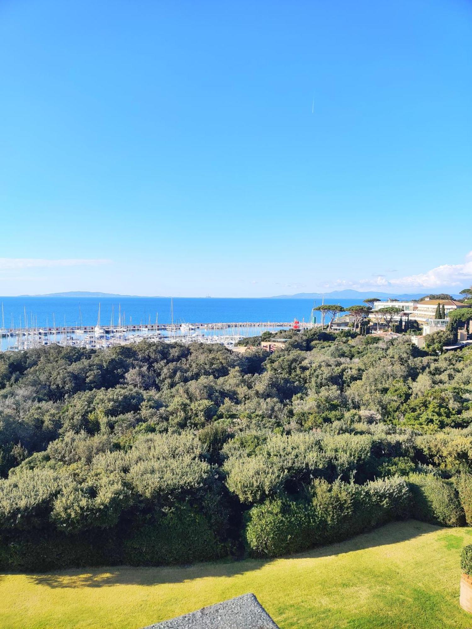 Holiday Homes Marina Punta Ala Exterior foto